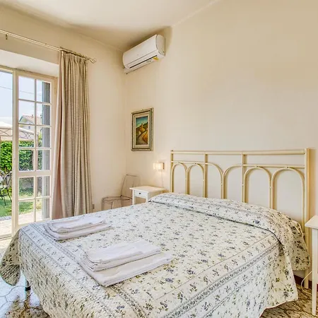Ferienhaus Casa Lidia 900m From Sea - Happy *